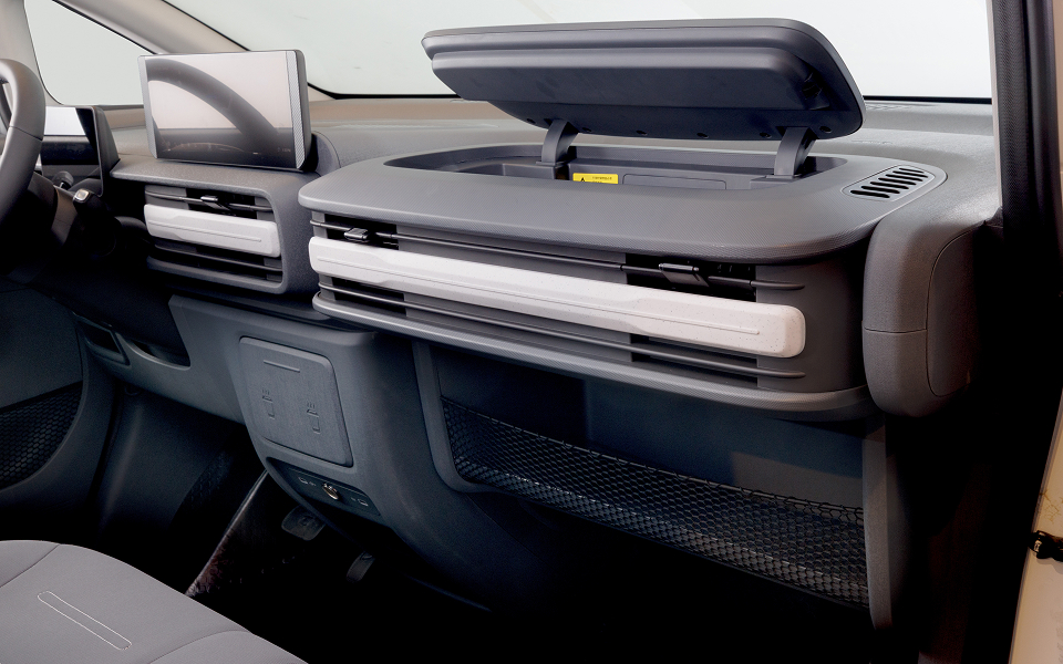 מושב קדמי רכב מקסוס